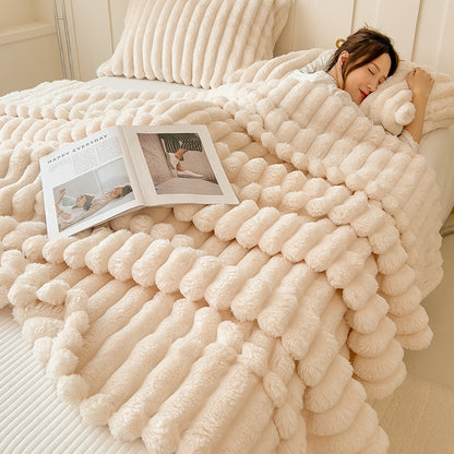 Luxury Faux Rabbit Fur Throw Blanket – Ultra Soft & Cozy